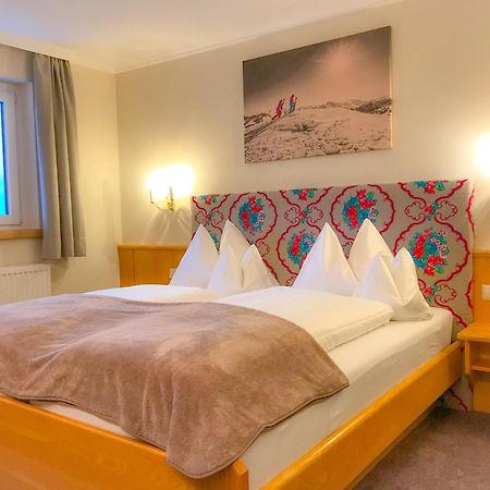 Andi'S Skihotel オーバータウエルン エクステリア 写真