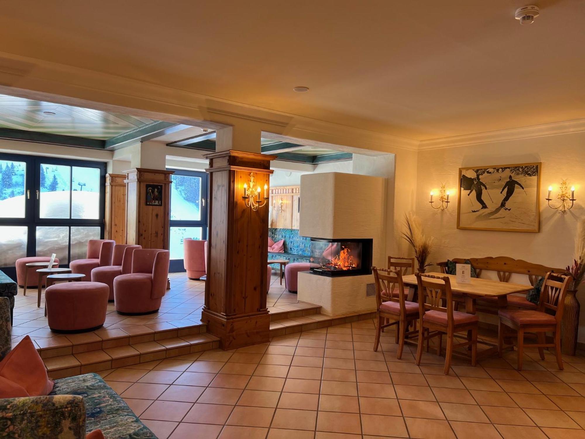 Andi'S Skihotel オーバータウエルン エクステリア 写真