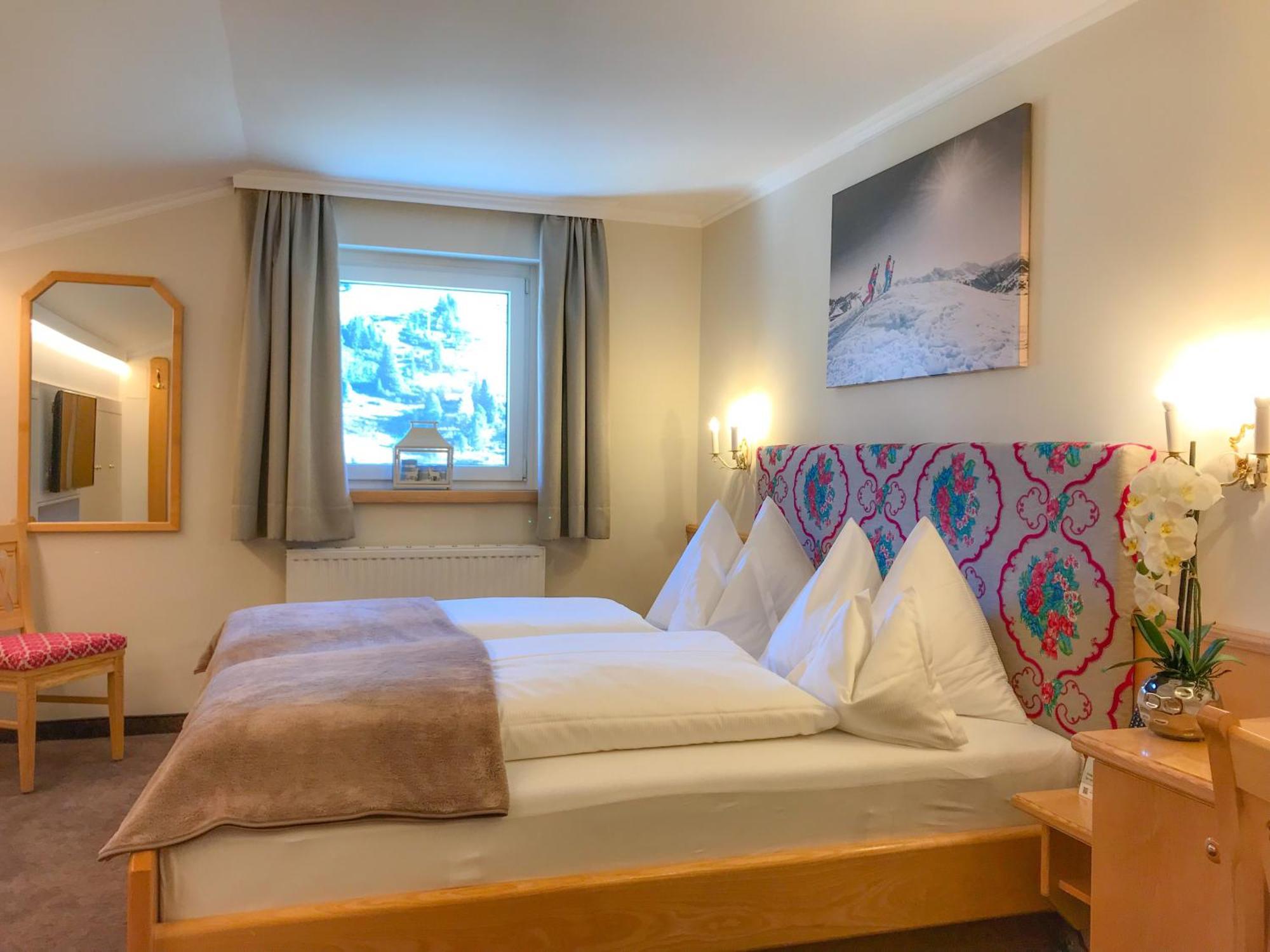 Andi'S Skihotel オーバータウエルン エクステリア 写真
