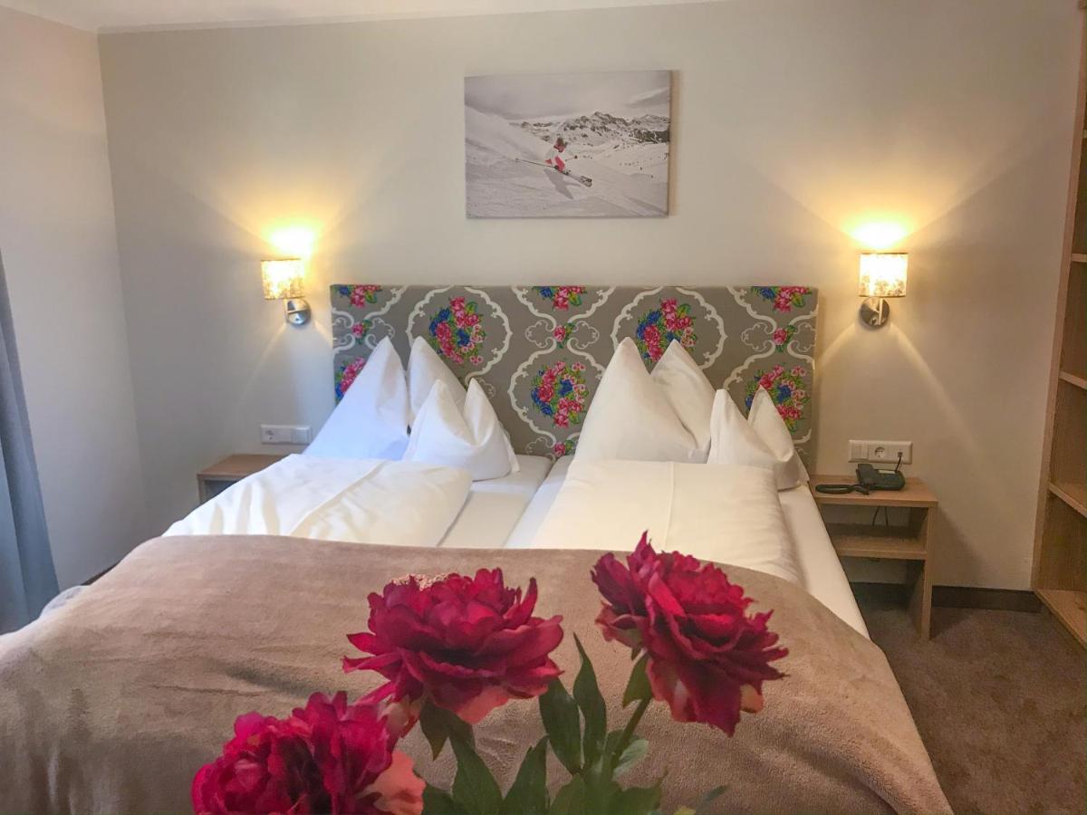 Andi'S Skihotel オーバータウエルン エクステリア 写真